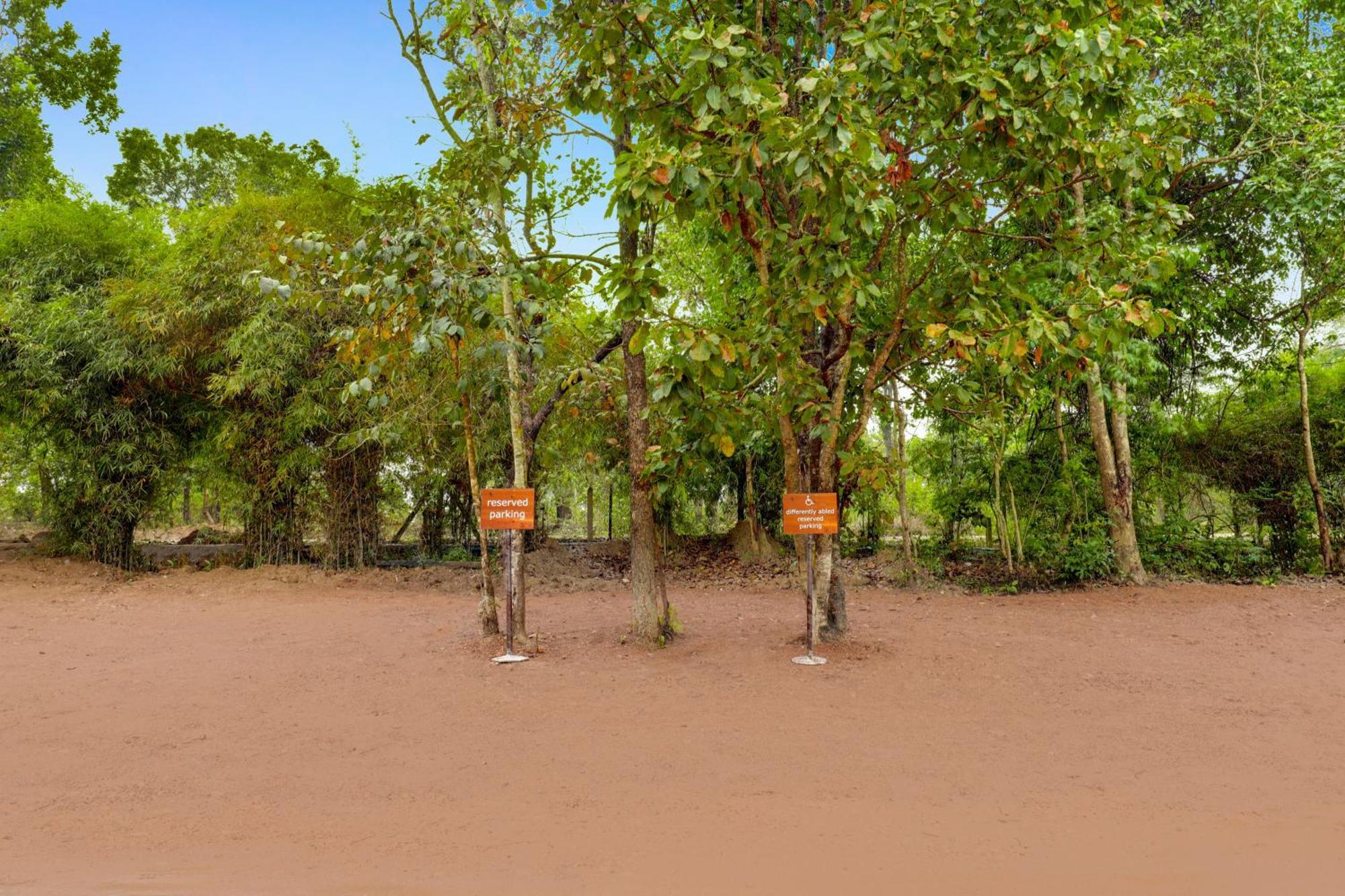 Lemon Tree Wildlife Resort, Kānha Exterior foto